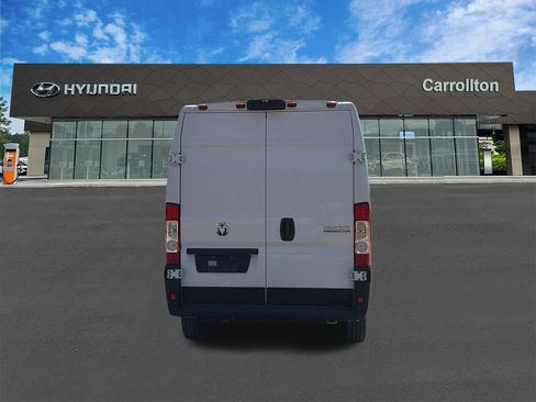 Used 2025 RAM ProMaster 2500 w/ Convenience Group FWD image 6