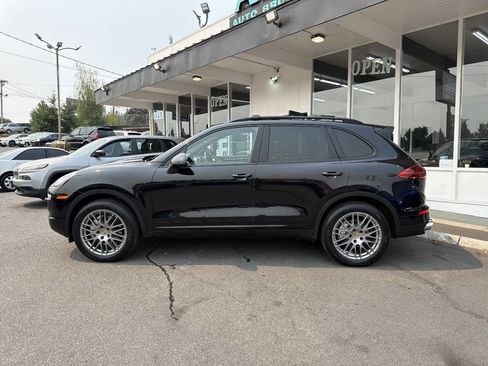 Used 2016 Porsche Cayenne S AWD/4WD image 3