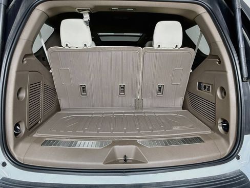 Used 2026 GMC Yukon Denali w/ Sun & Power Step Package AWD/4WD image 27
