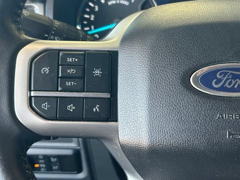Used 2024 Ford Expedition XLT RWD image 37