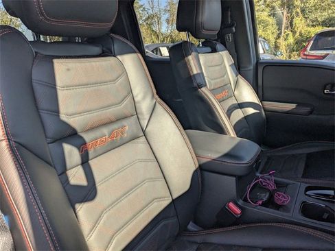 Used 2025 Nissan Frontier PRO-4X w/ Pro Premium Package image 34