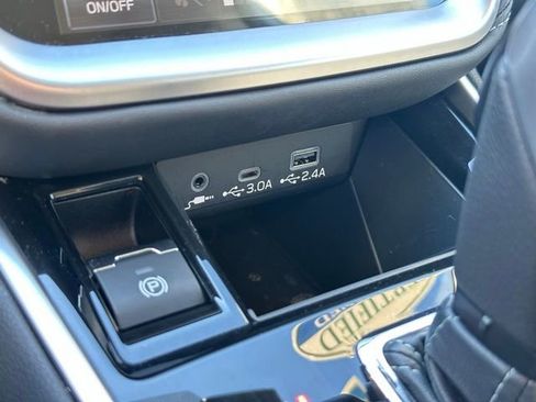 Certified 2025 Subaru Legacy Premium image 21
