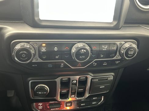 Used 2021 Jeep Wrangler Unlimited Rubicon 4xe w/ Steel Bumper Group image 21