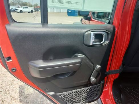 Used 2021 Jeep Wrangler Unlimited Sport image 83