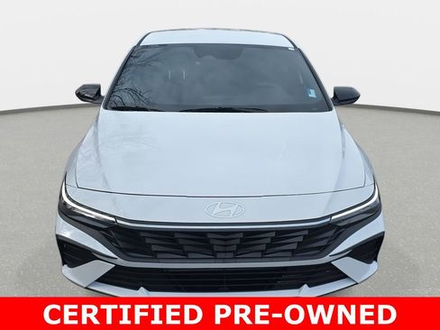 Certified 2025 Hyundai Elantra Sport image 2