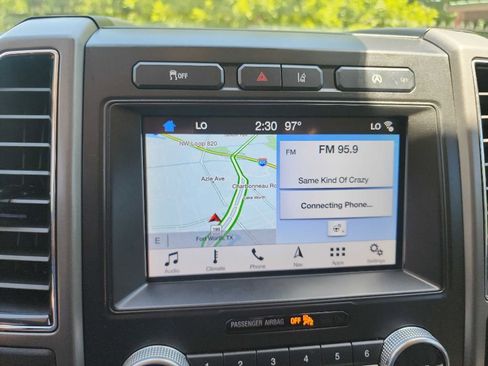 Used 2019 Ford Expedition XLT w/ Equipment Group 202A image 28