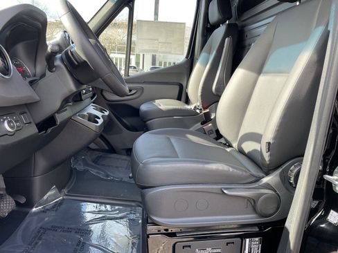 New 2025 Mercedes-Benz Sprinter 2500 image 24
