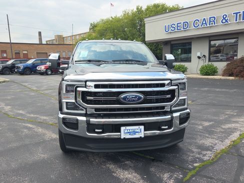 Used 2022 Ford F250 Lariat w/ Lariat Ultimate Package AWD/4WD image 2