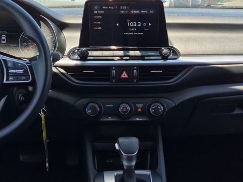 Used 2023 Kia Forte LXS FWD image 28