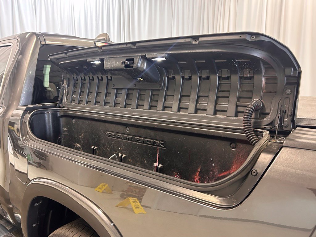Used 2021 RAM 1500 Laramie AWD/4WD image 4