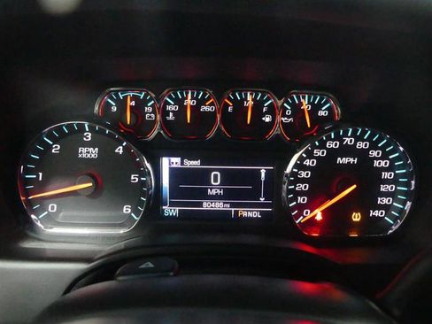 Used 2018 GMC Yukon SLT AWD/4WD image 34