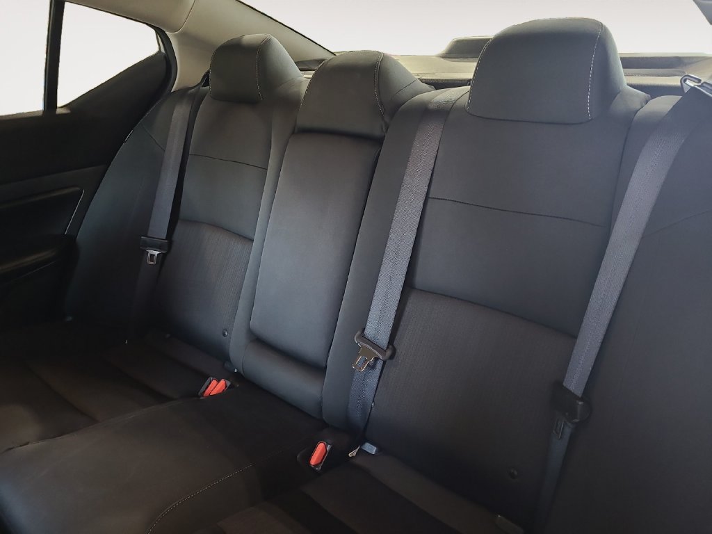 Used 2024 Nissan Altima 2.5 SV FWD image 13