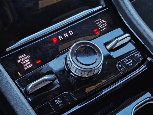 Used 2022 Jeep Grand Cherokee Trailhawk image 14