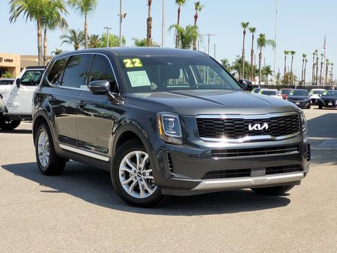 Used 2022 Kia Telluride LX AWD/4WD image 2