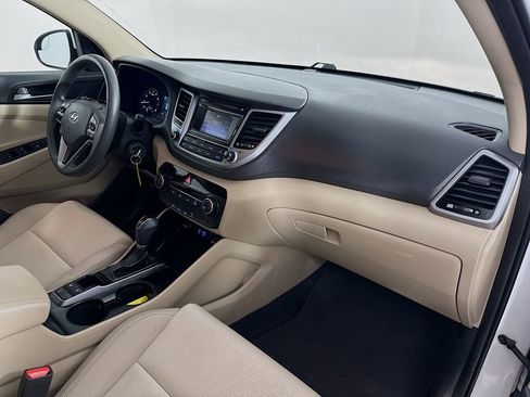 Used 2017 Hyundai Tucson SE image 26