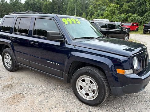 Used 2016 Jeep Patriot Sport w/ Power Value Group FWD image 5