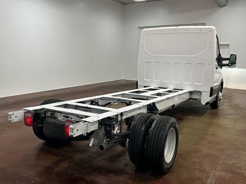 Used 2023 Ford Transit 350 DRW AWD image 27