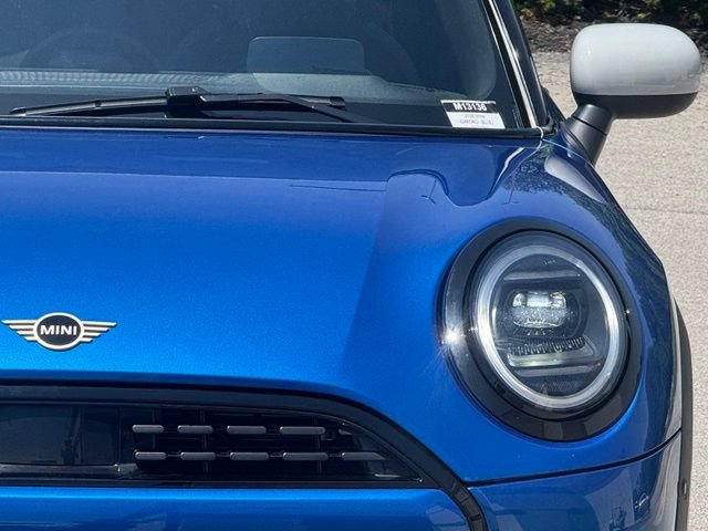 Certified 2026 MINI Cooper 4-Door Hardtop FWD image 10
