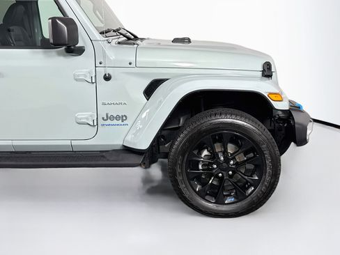 Used 2023 Jeep Wrangler Unlimited Sahara w/ Cold Weather Group AWD/4WD image 45