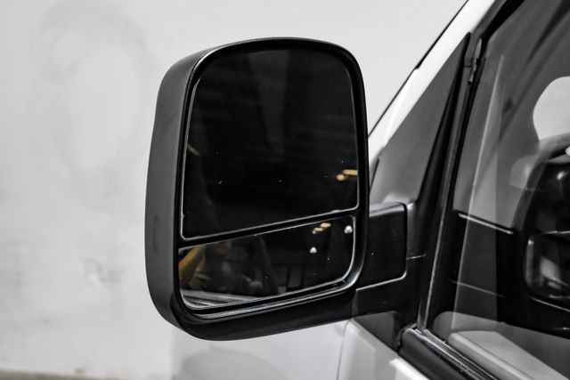 Used 2018 Chevrolet Express 2500 LT w/ LT Preferred Equipment Group RWD image 30