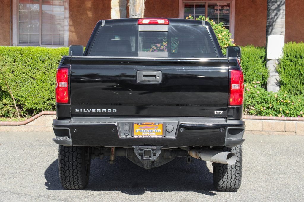 Used 2016 Chevrolet Silverado 2500 LTZ w/ Duramax Plus Package AWD/4WD image 8