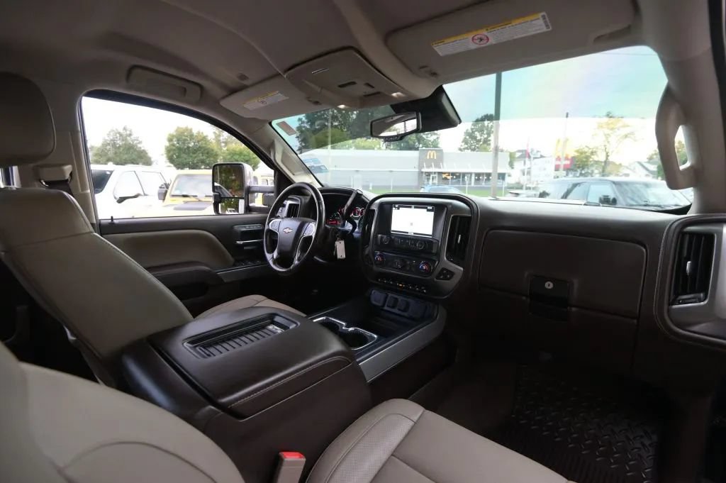 Used 2019 Chevrolet Silverado 3500 LTZ w/ Duramax Plus Package AWD/4WD image 50