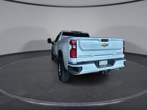Used 2022 Chevrolet Silverado 2500 High Country w/ Z71 Off-Road Package image 12