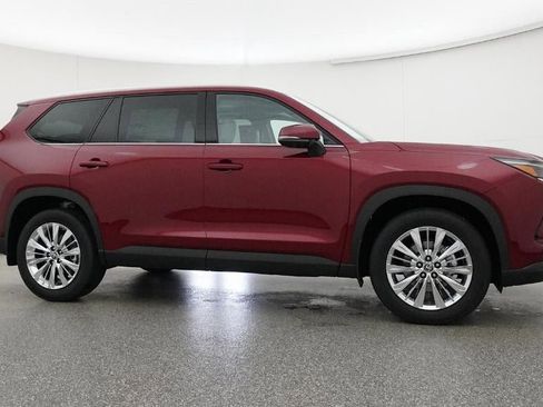 New 2026 Toyota Grand Highlander Platinum image 28