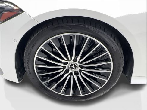 Used 2025 Mercedes-Benz CLE 300 4MATIC Coupe w/ AMG Line image 13