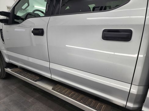 Used 2018 Ford F250 XLT image 32