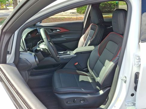 New 2025 Chevrolet Equinox EV RS image 14