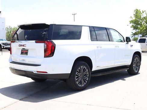 New 2026 GMC Yukon XL Elevation AWD/4WD image 6