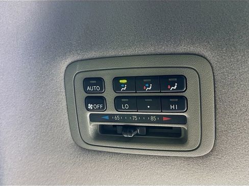 Used 2007 Toyota Land Cruiser image 26