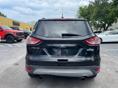 Used 2014 Ford Escape SE w/ Equipment Group 201A FWD image 10