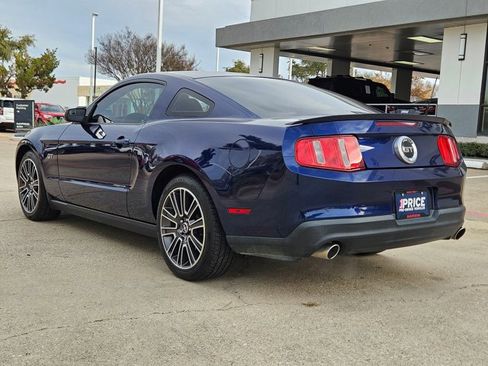 Used 2010 Ford Mustang GT Premium image 8