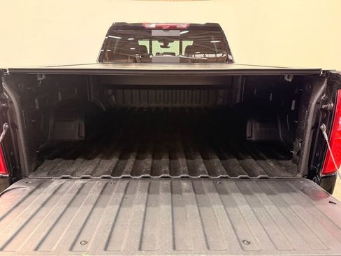 Used 2020 Chevrolet Silverado 1500 LTZ w/ LTZ Premium Package image 13