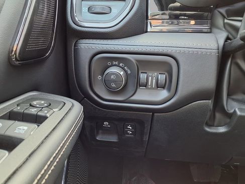 New 2026 RAM 1500 Limited AWD/4WD image 18