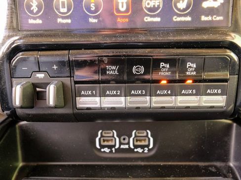 Used 2021 RAM 2500 Laramie image 34