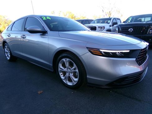Used 2024 Honda Accord LX image 1