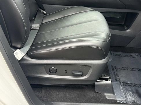 Certified 2025 INFINITI QX60 Pure image 38