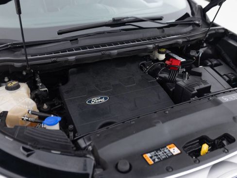 Used 2015 Ford Edge Titanium AWD/4WD image 40