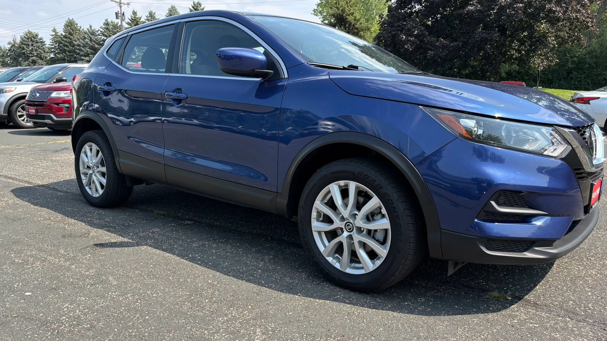 Used 2022 Nissan Rogue Sport S FWD image 13