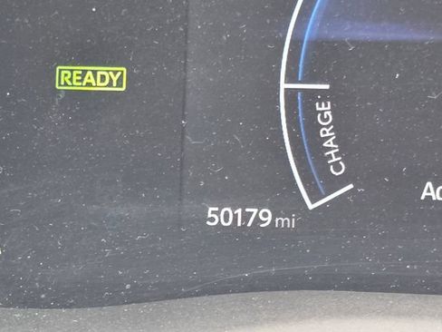 Used 2025 Toyota Camry LE FWD image 29