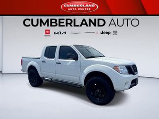 Used 2021 Nissan Frontier SV w/ Midnight Edition Floor Mats AWD/4WD video 1