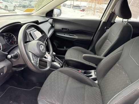 Used 2022 Nissan Kicks S image 28