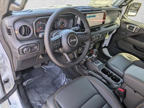 New 2026 Jeep Gladiator Mojave AWD/4WD image 3