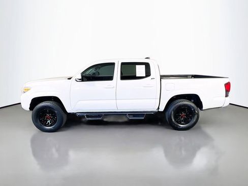Used 2023 Toyota Tacoma SR image 4