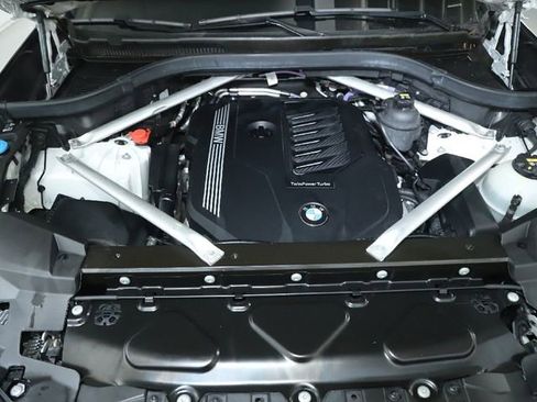 Used 2021 BMW X5 xDrive40i w/ Convenience Package image 44
