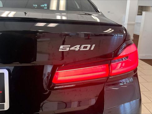Used 2023 BMW 540i w/ M Sport Package RWD image 28