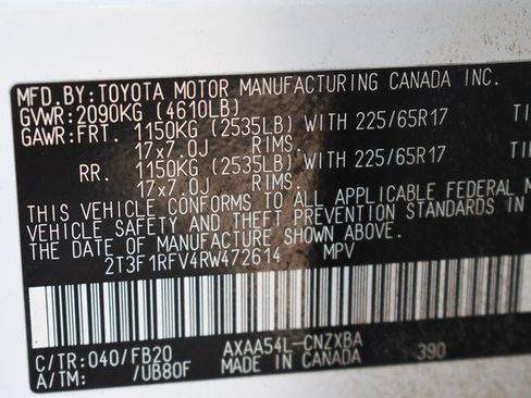 Certified 2024 Toyota RAV4 LE AWD/4WD image 33